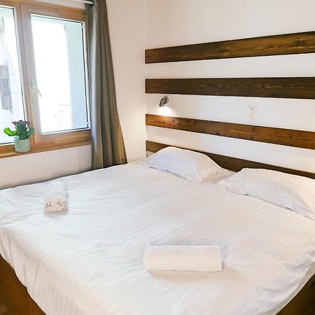Bagnes La Baraka Hostel المظهر الخارجي الصورة