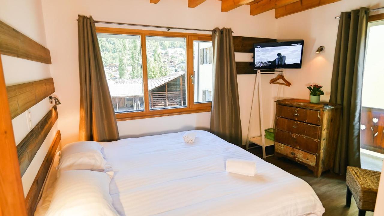 Bagnes La Baraka Hostel المظهر الخارجي الصورة