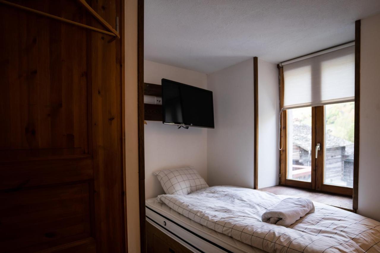 Bagnes La Baraka Hostel المظهر الخارجي الصورة
