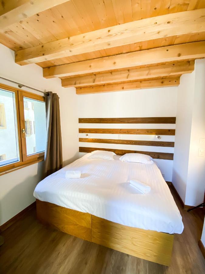 Bagnes La Baraka Hostel المظهر الخارجي الصورة