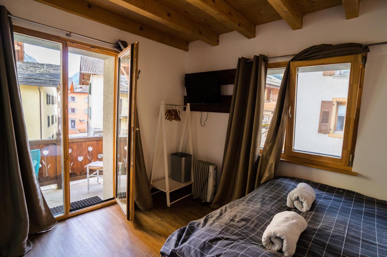 Bagnes La Baraka Hostel المظهر الخارجي الصورة
